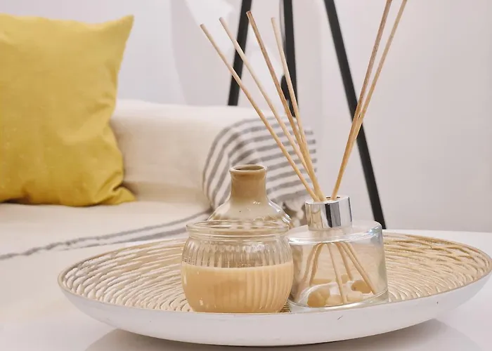 Your Far Away From Home! Lejlighed