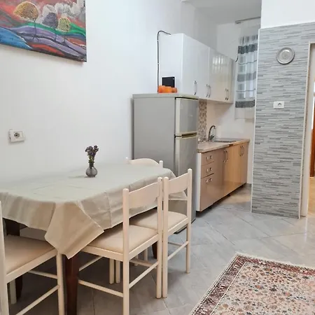 Your Far Away From Home! Appartement *