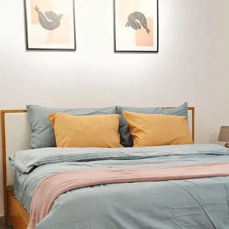 公寓 Your Far Away From Home! *