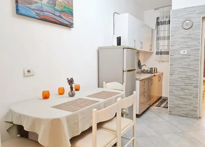 Your Far Away From Home! Διαμέρισμα Τίρανα